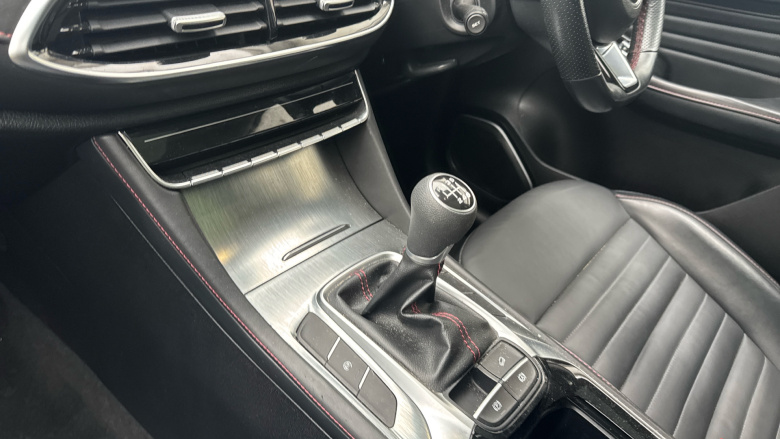 MG Hs 1.5 T-GDI Exclusive 5dr Petrol Hatchback